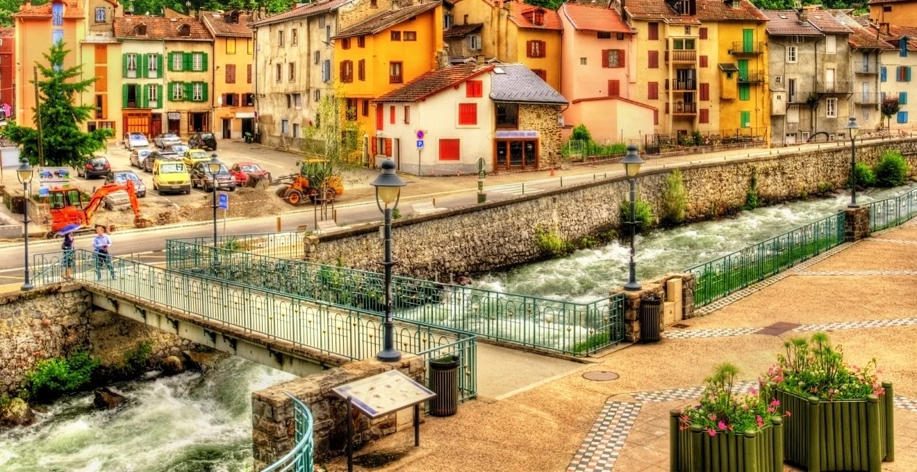 comment-trouver-des-locations-proches-des-thermes-de-balaruc-les-bains